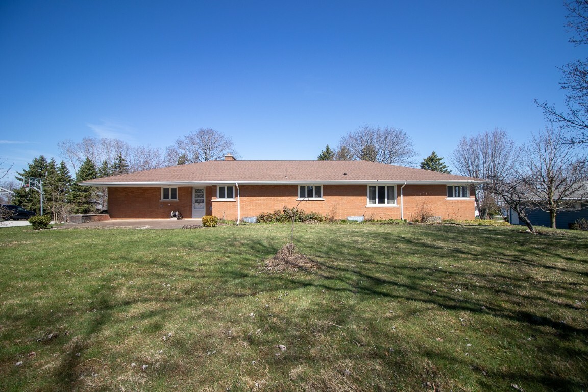 Property Photo: 2543 Golf Club Road PA 16509