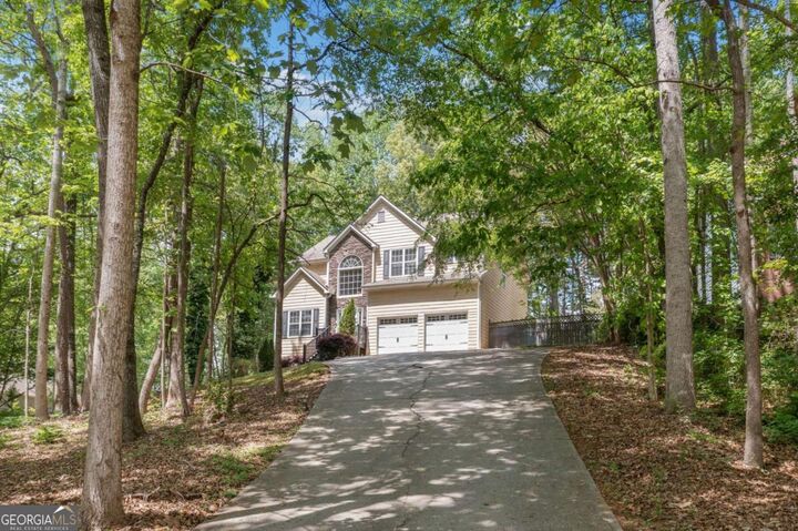 Property Photo:  160 Wentworth Drive  GA 30114 