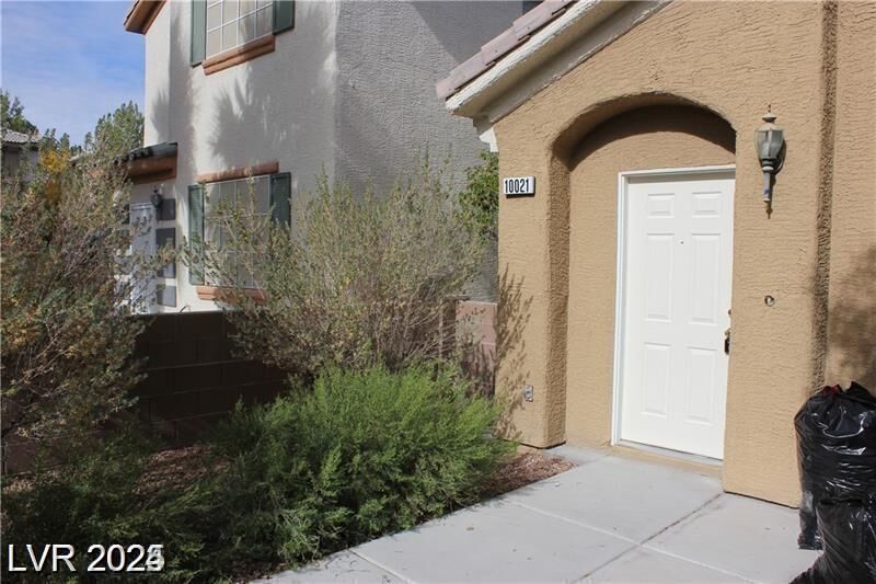 Property Photo: 10021 Via Toro Avenue NV 89117