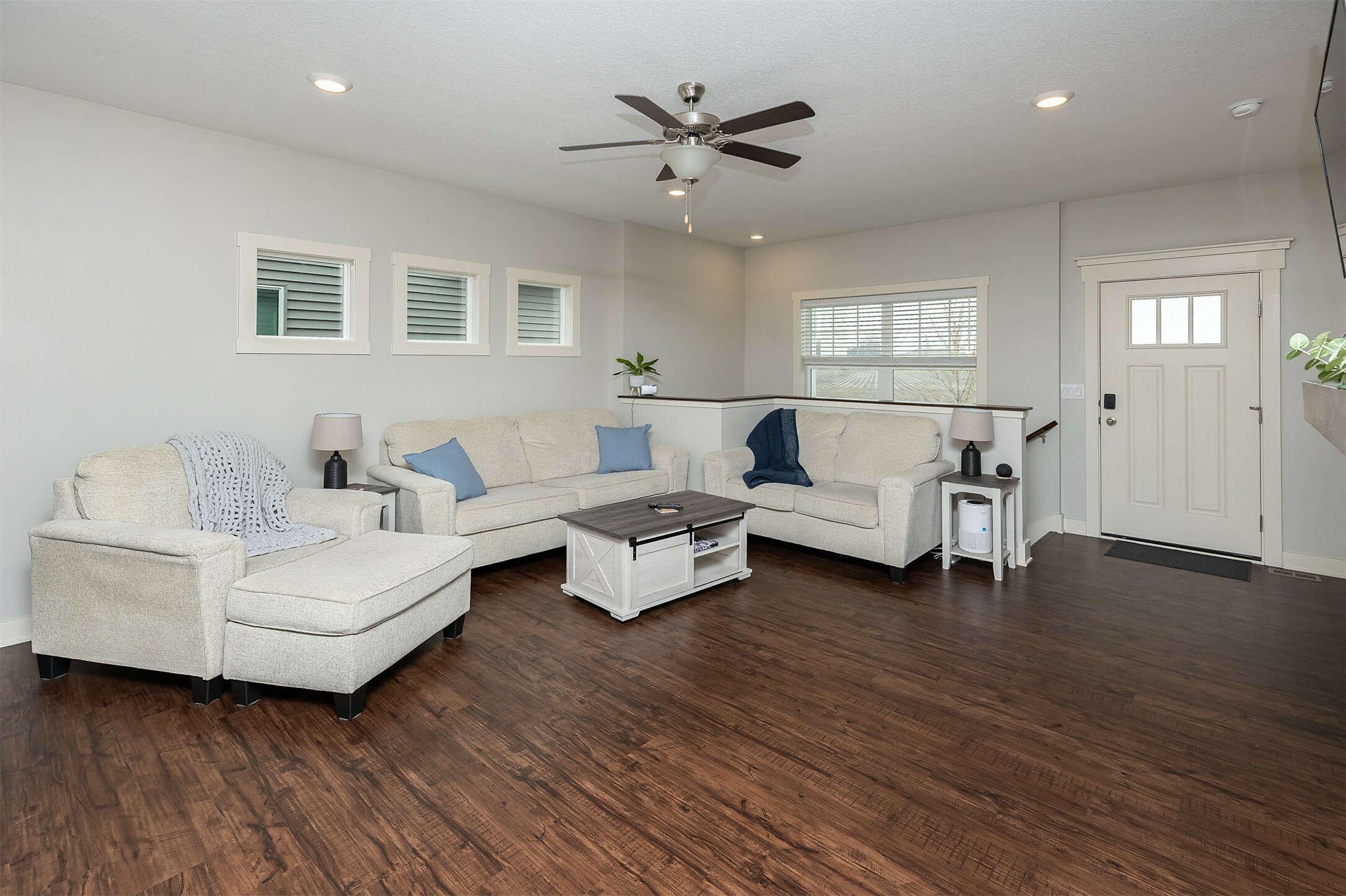 Property Photo: 2907 NW 31st Street IA 50023