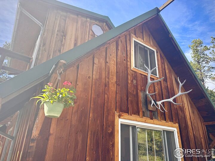 Property Photo:  147 Cedar Dr  CO 80540 