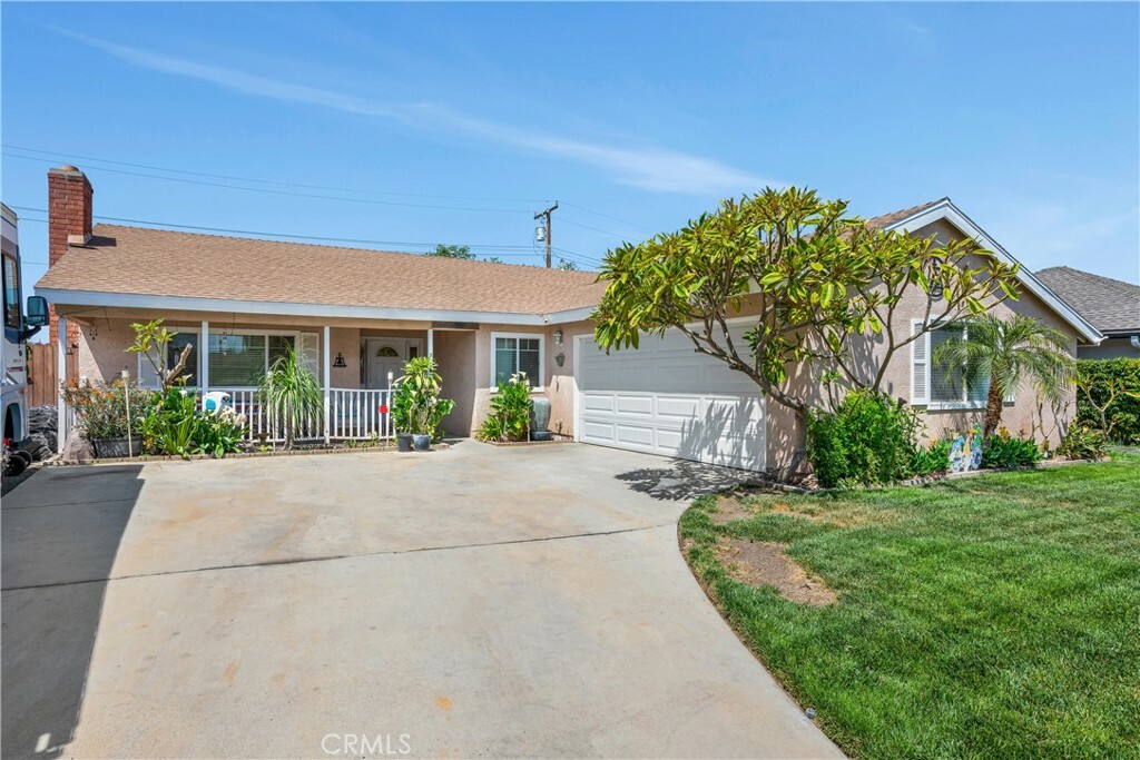 Property Photo: 6293 Arch Way CA 92506