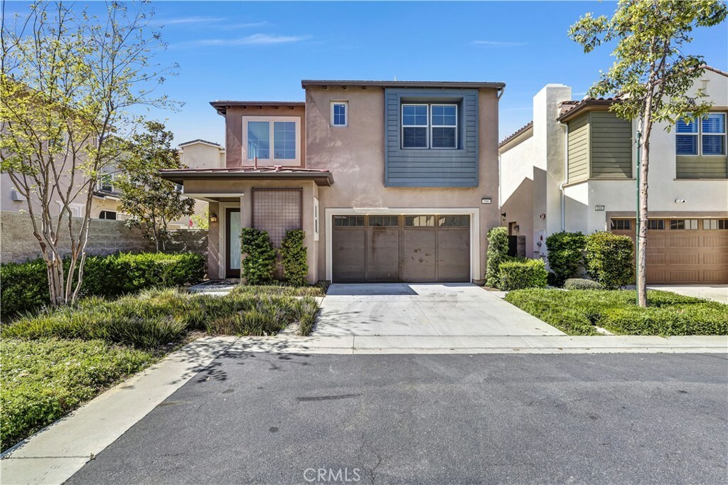 Property Photo: 106 Turnstone CA 92618