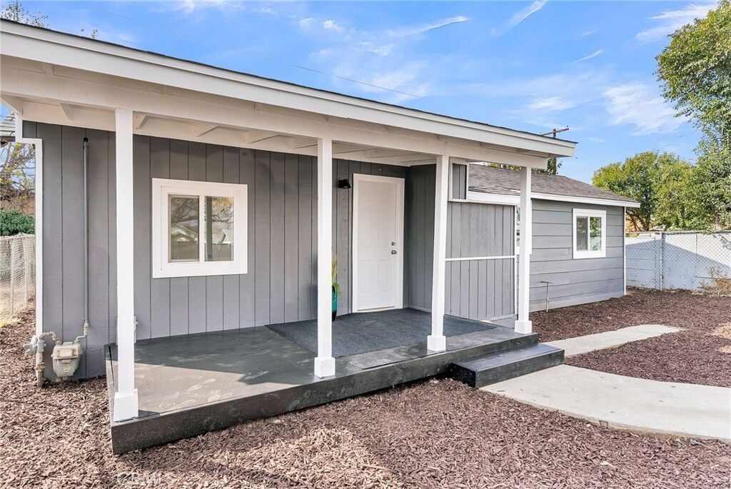 Property Photo: 3408 Spruce Street CA 92501