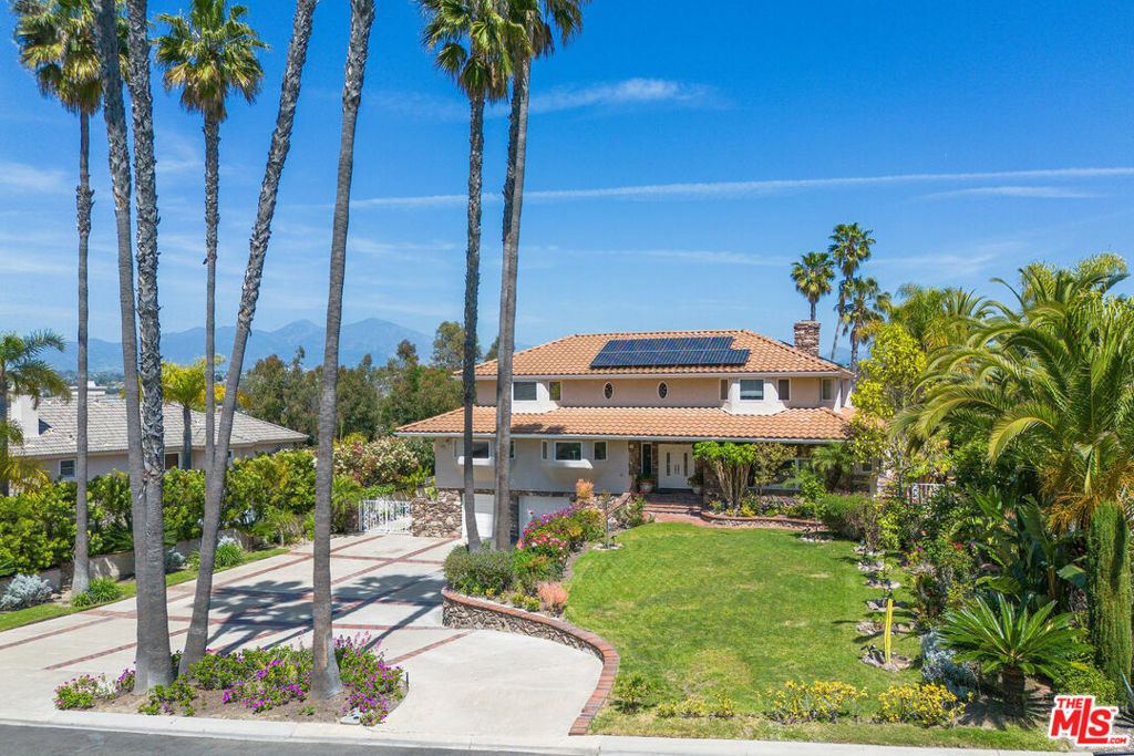 Property Photo: 25852 Desert Trail CA 92653