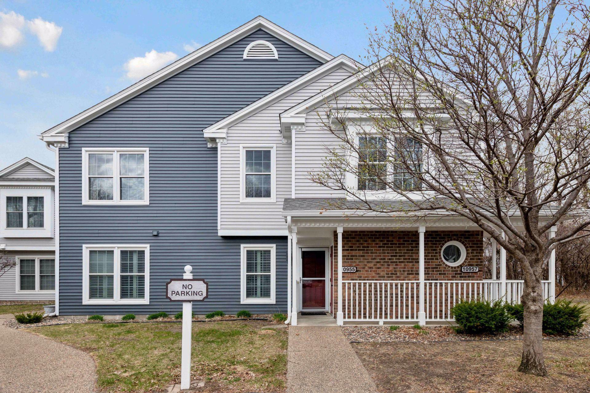 10957 Quebec Avenue S  Bloomington MN 55438 photo