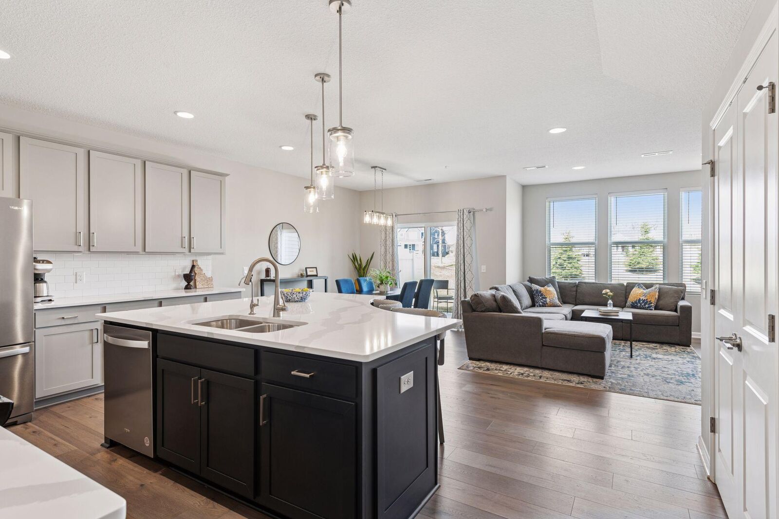 Property Photo: 18522 60th Avenue N MN 55446