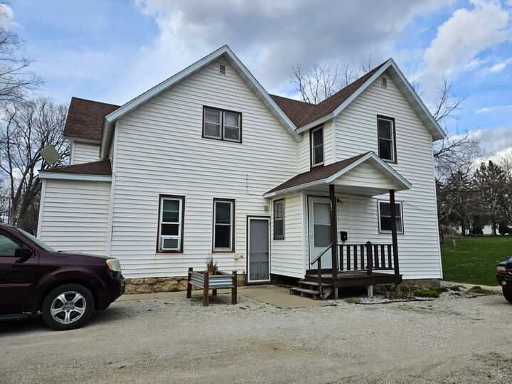 Property Photo: 517 Warren Avenue MN 55975