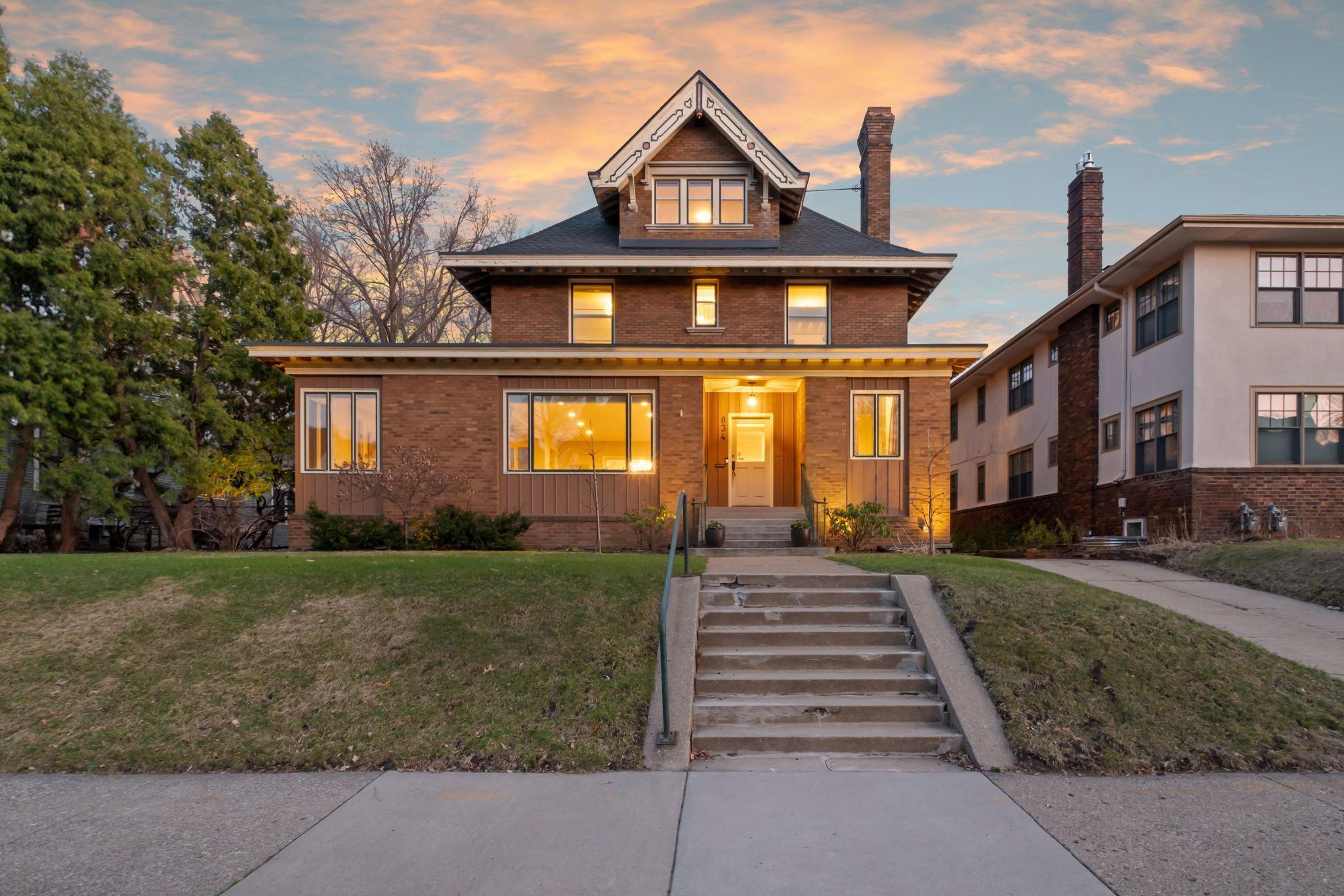 Property Photo: 834 Goodrich Avenue MN 55105