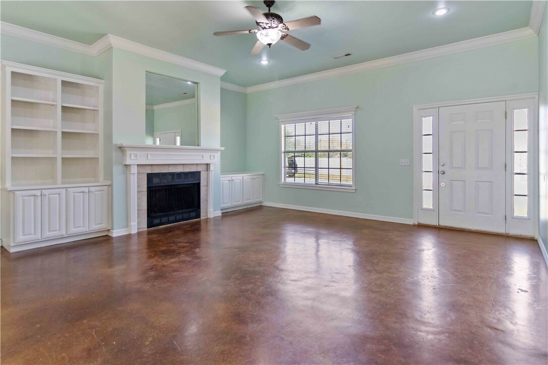 Property Photo: 4389 Holiday Drive AR 72701