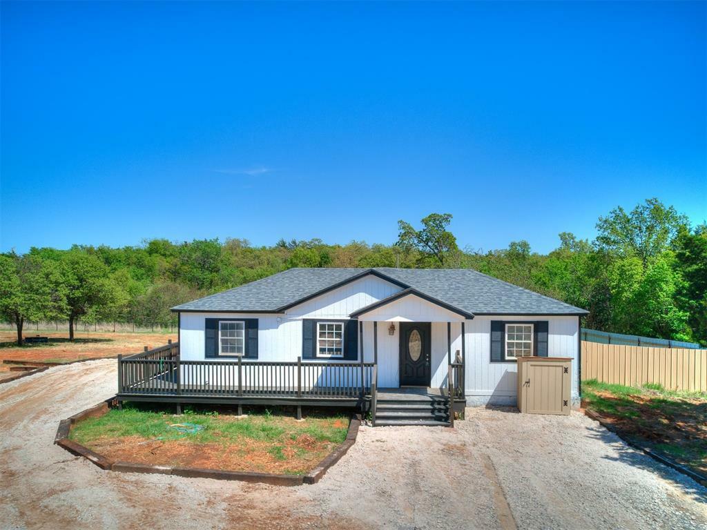 Property Photo: 5020 Kiamichi Lane OK 73044