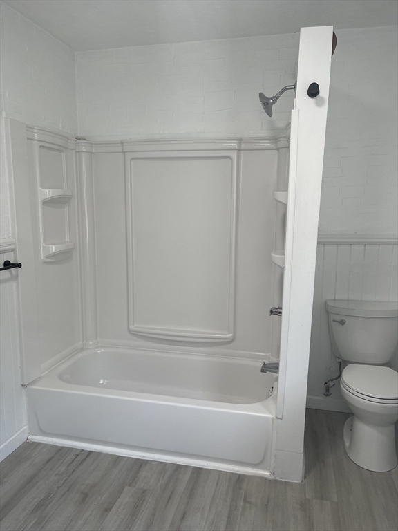 Property Photo: 462 Main Street 2 MA 01440