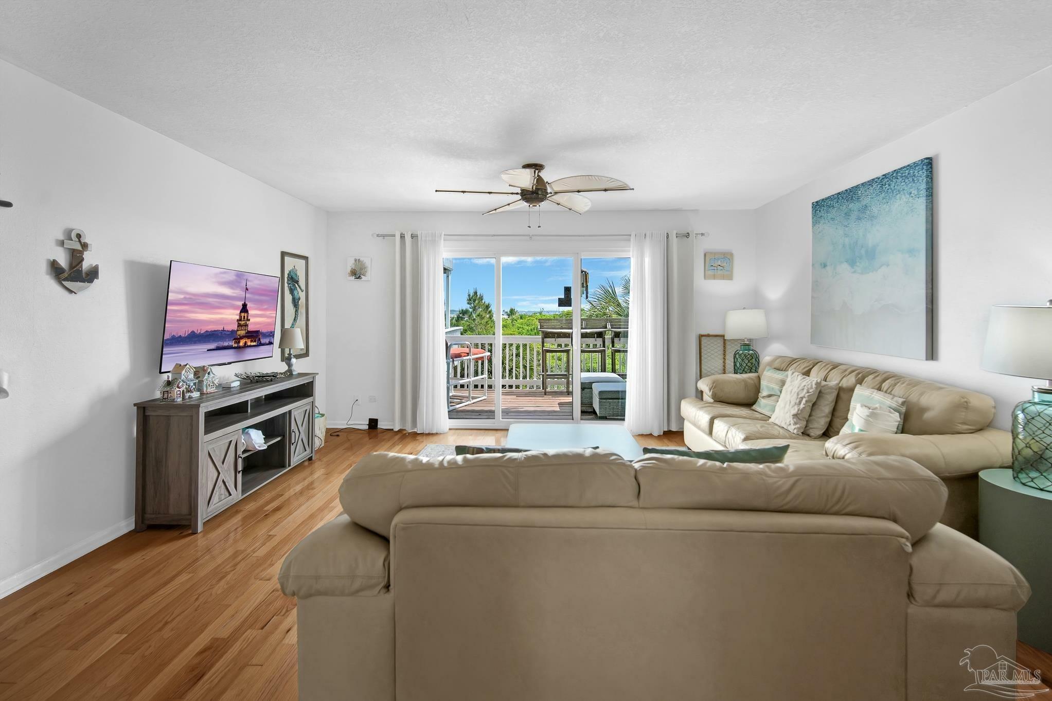 Property Photo: 8522 Gulf Blvd 20 FL 32566