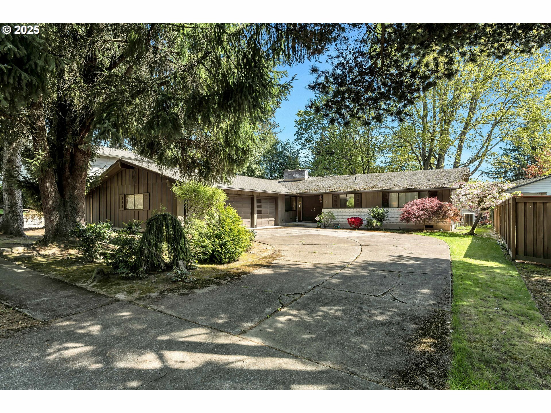 Property Photo: 6490 SW Spruce Ave OR 97005