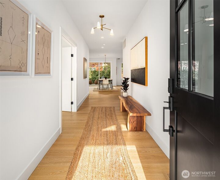 Property Photo:  13731 NE  101st Street  WA 98033 