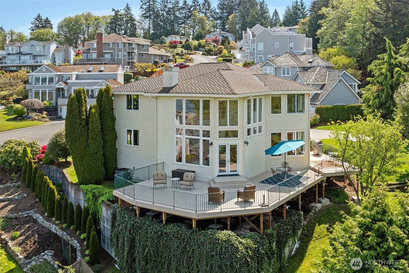 Property Photo:  30941  37th Place SW  WA 98023 