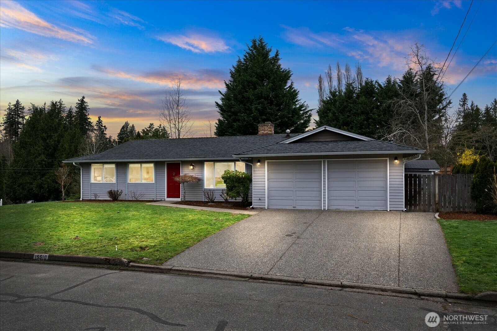 Property Photo: 15510 NE 59th Street WA 98052