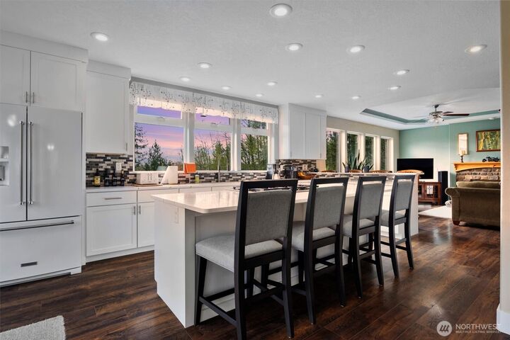 Property Photo:  5826  Jennifer Lane  WA 98233 