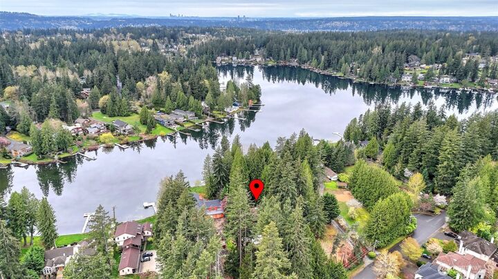 Property Photo:  2711  226th Avenue SE  WA 98075 