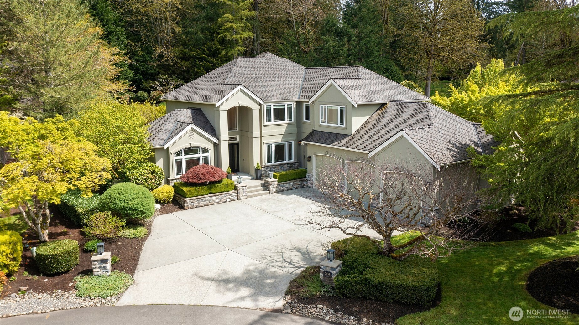 2438  267th Court SE  Sammamish WA 98075 photo