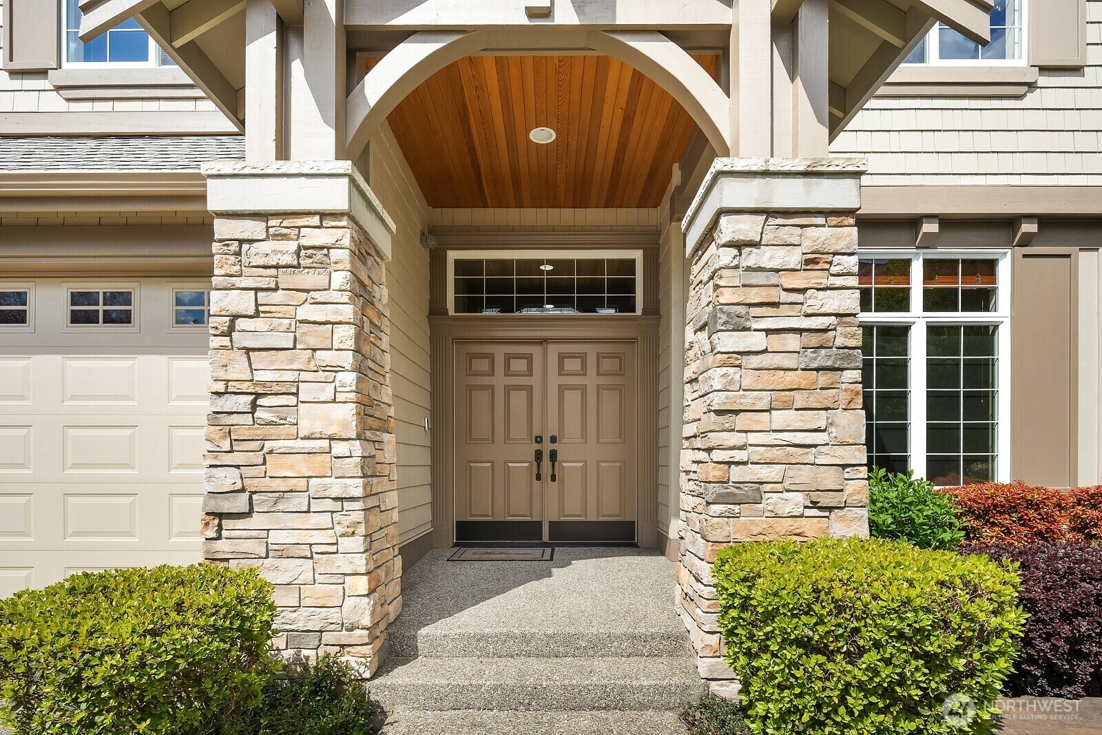 Property Photo: 22485 SE 31st Place WA 98075