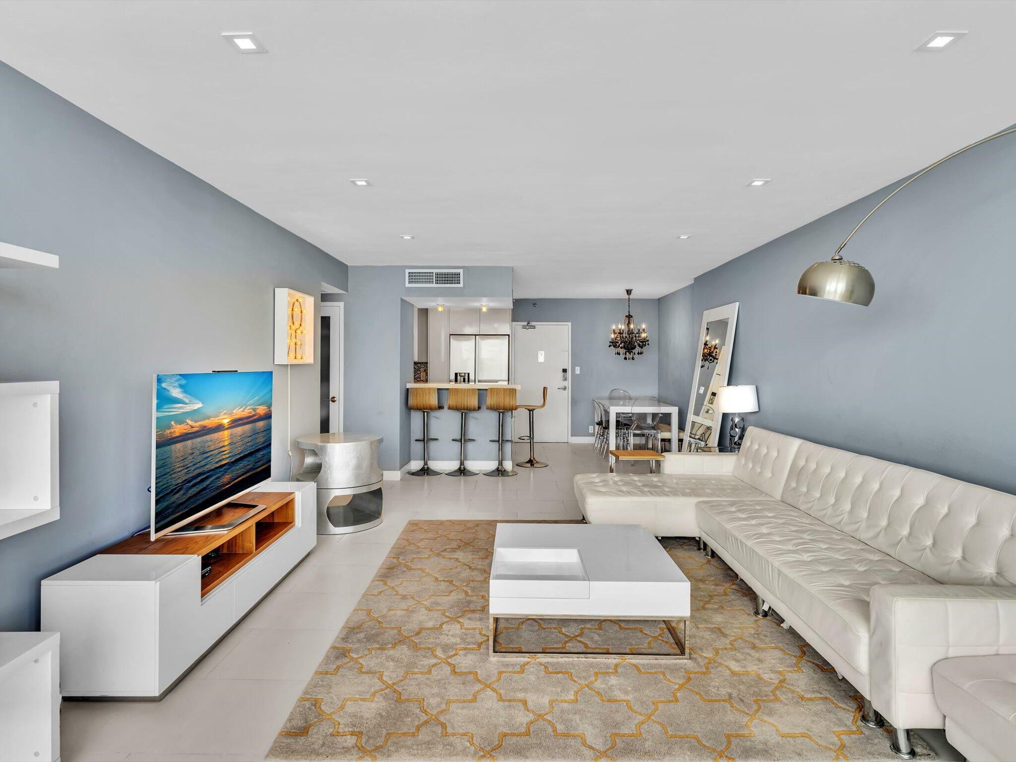 1200 West Avenue Ph19  Miami Beach FL 33139 photo