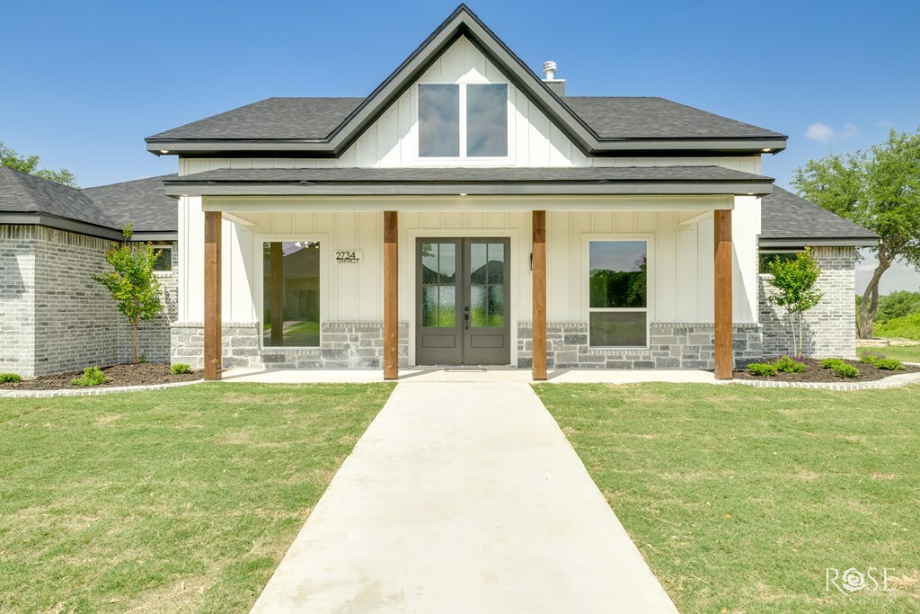 Property Photo: 2734 Oak Hills Trail TX 76904