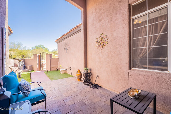 Property Photo: 3783 N Sandrock Place AZ 85750