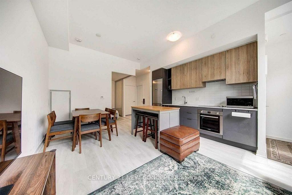 Property Photo: 120 Parliament Street Th101 ON M5A 0N6