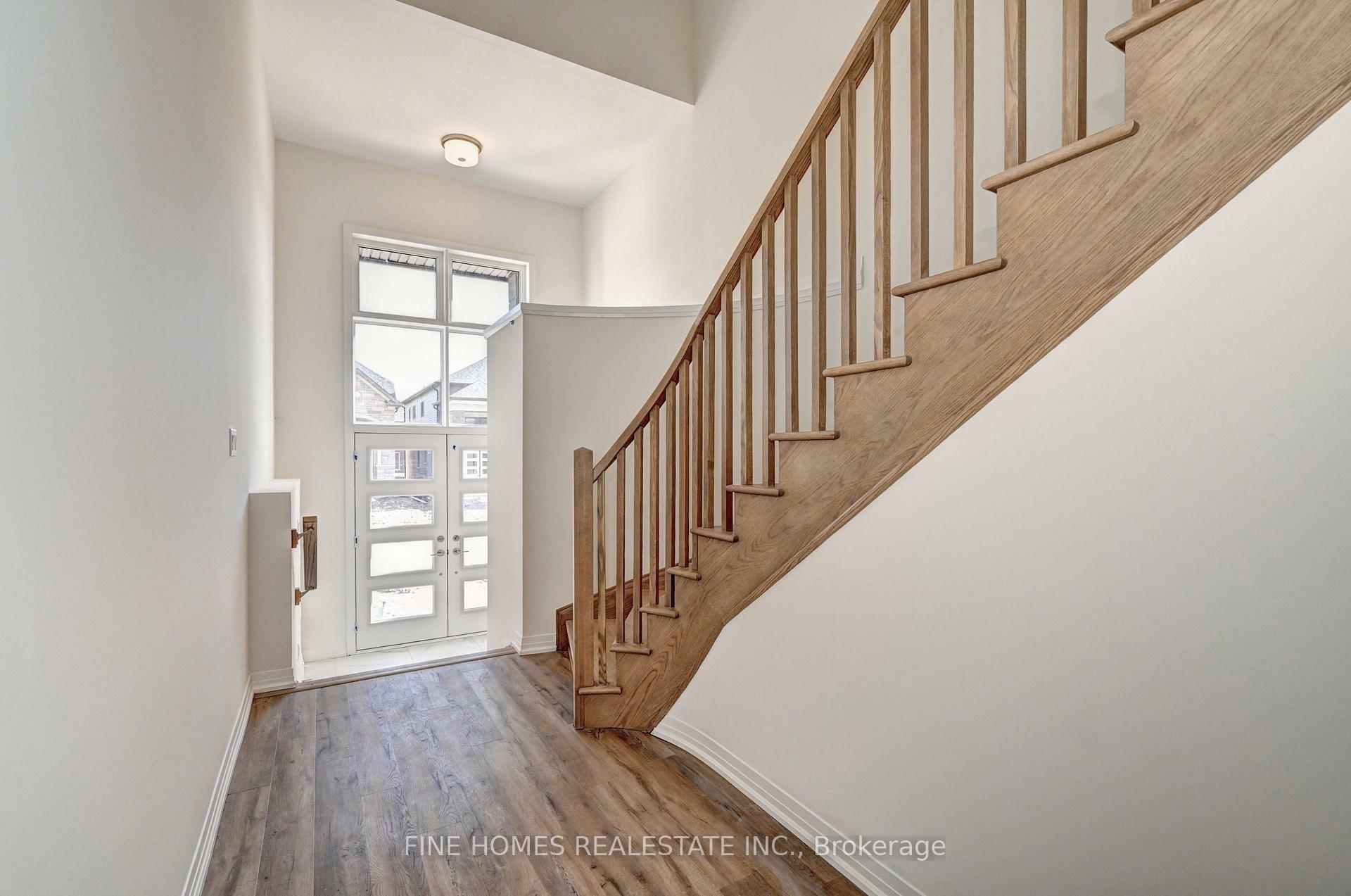 Property Photo: 25 McKernan Avenue ON N3V 0B9