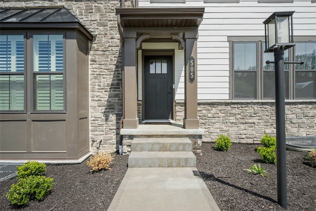 Property Photo: 505 Blackrock Blvd PA 16046