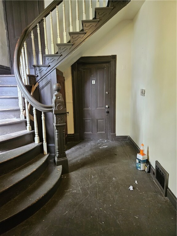 Property Photo: 742 Chartiers Ave PA 15136