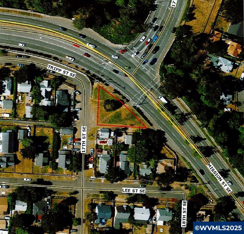 Property Photo: 800 17th St SE OR 97302