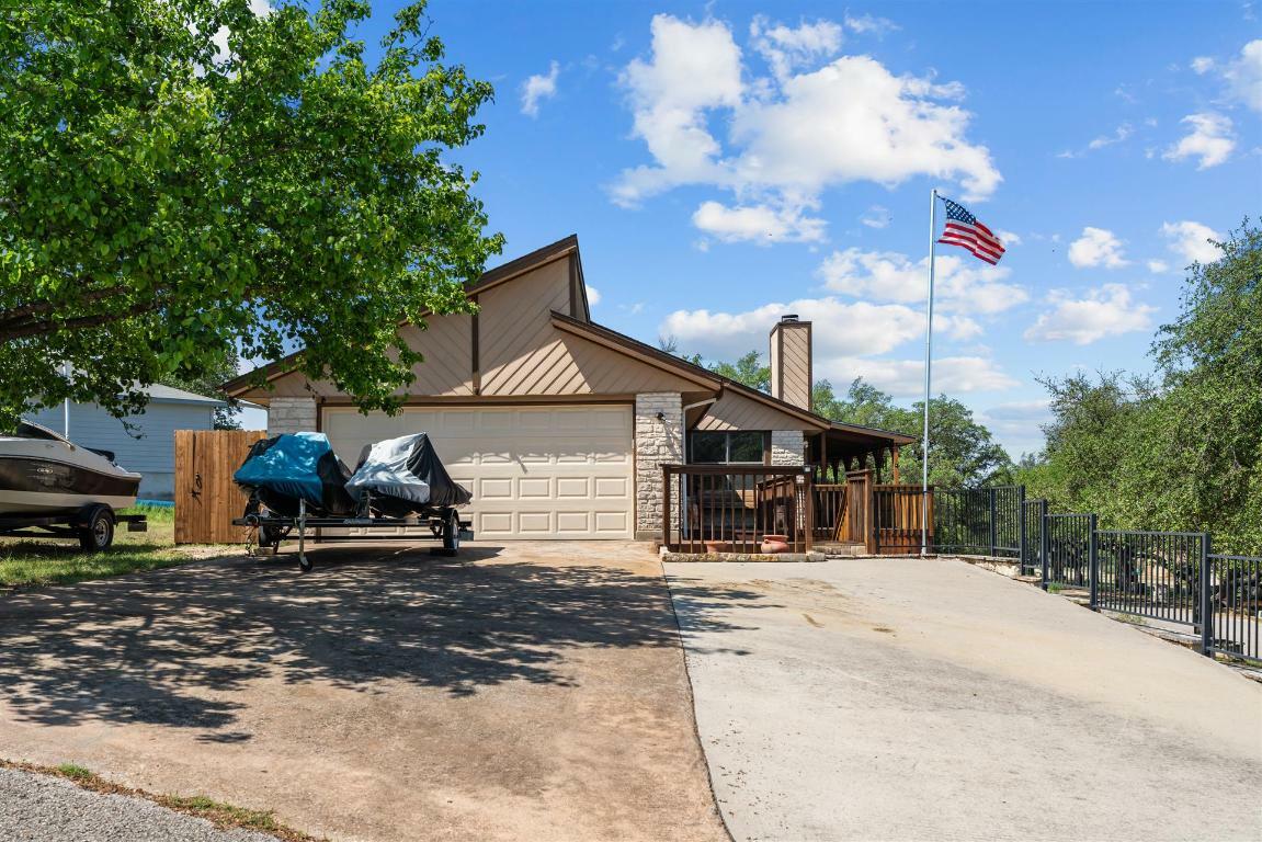 3111 Patriot Drive  Lago Vista TX 78645 photo