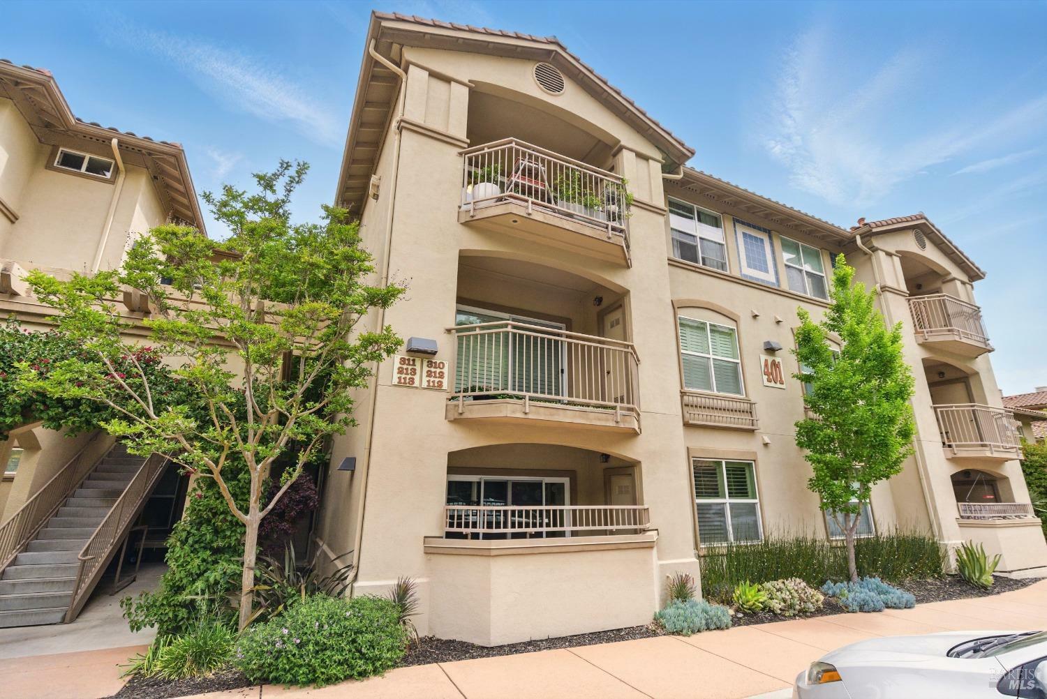 Property Photo: 401 North Avenue 310 CA 94903