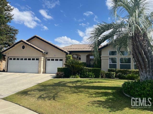 11307 Yarborough Avenue  Bakersfield CA 93312 photo