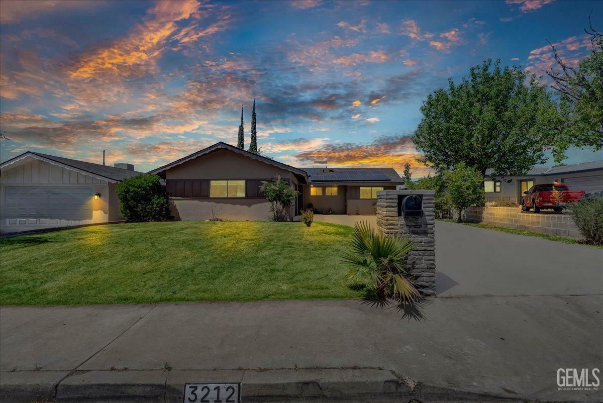 3212 Apollo Street  Bakersfield CA 93306 photo