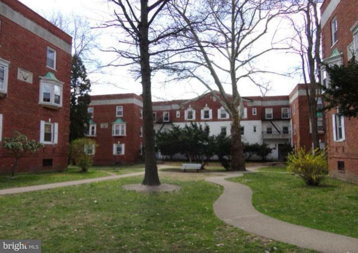 Property Photo: 455 W State Street L3b NJ 08618