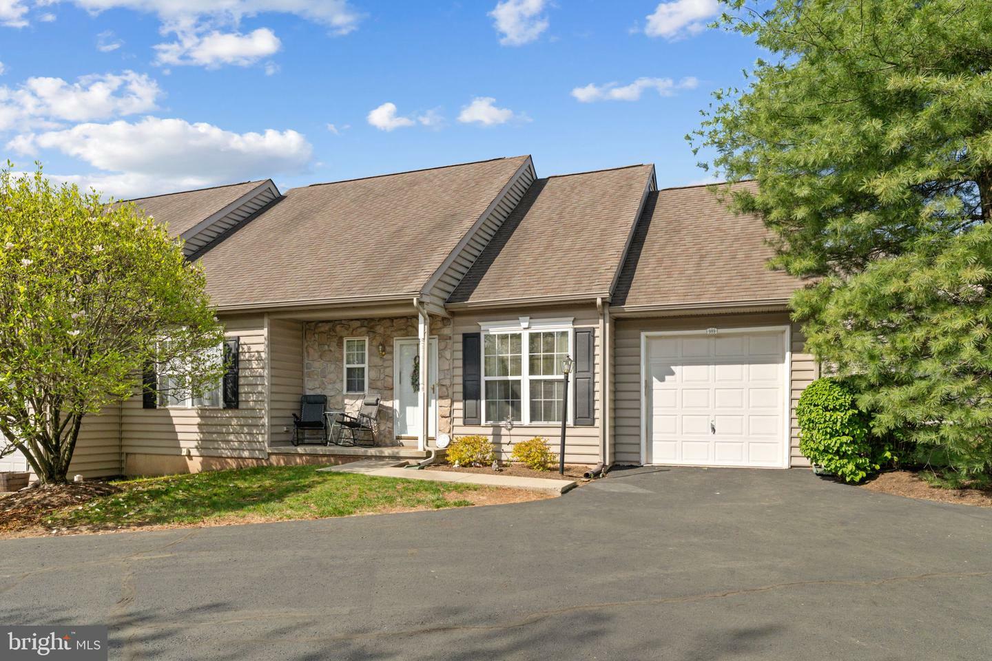 Property Photo: 989 Independence Lane 16 PA 19446