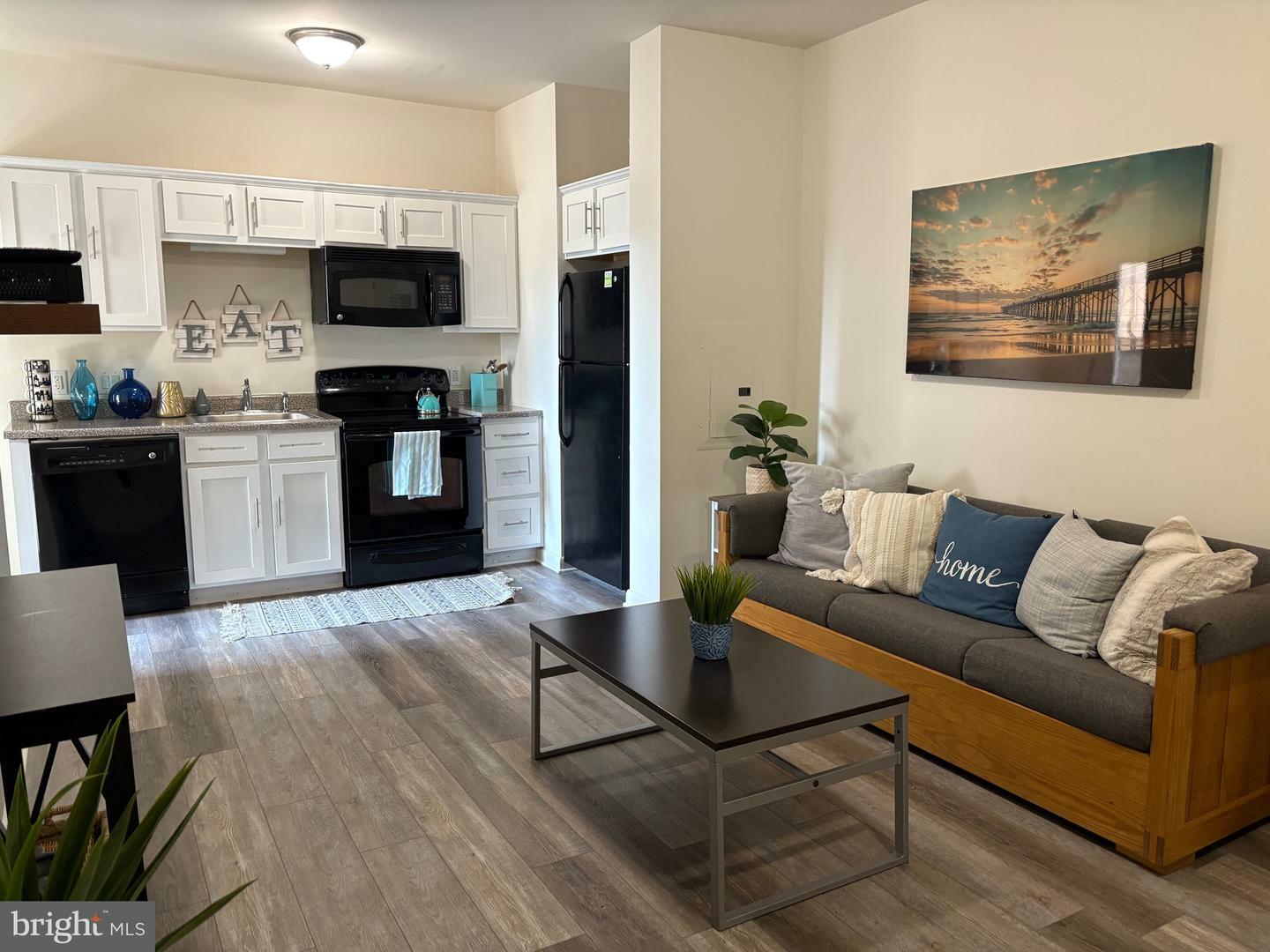 Property Photo: 1000 Diamond Street A PA 19122