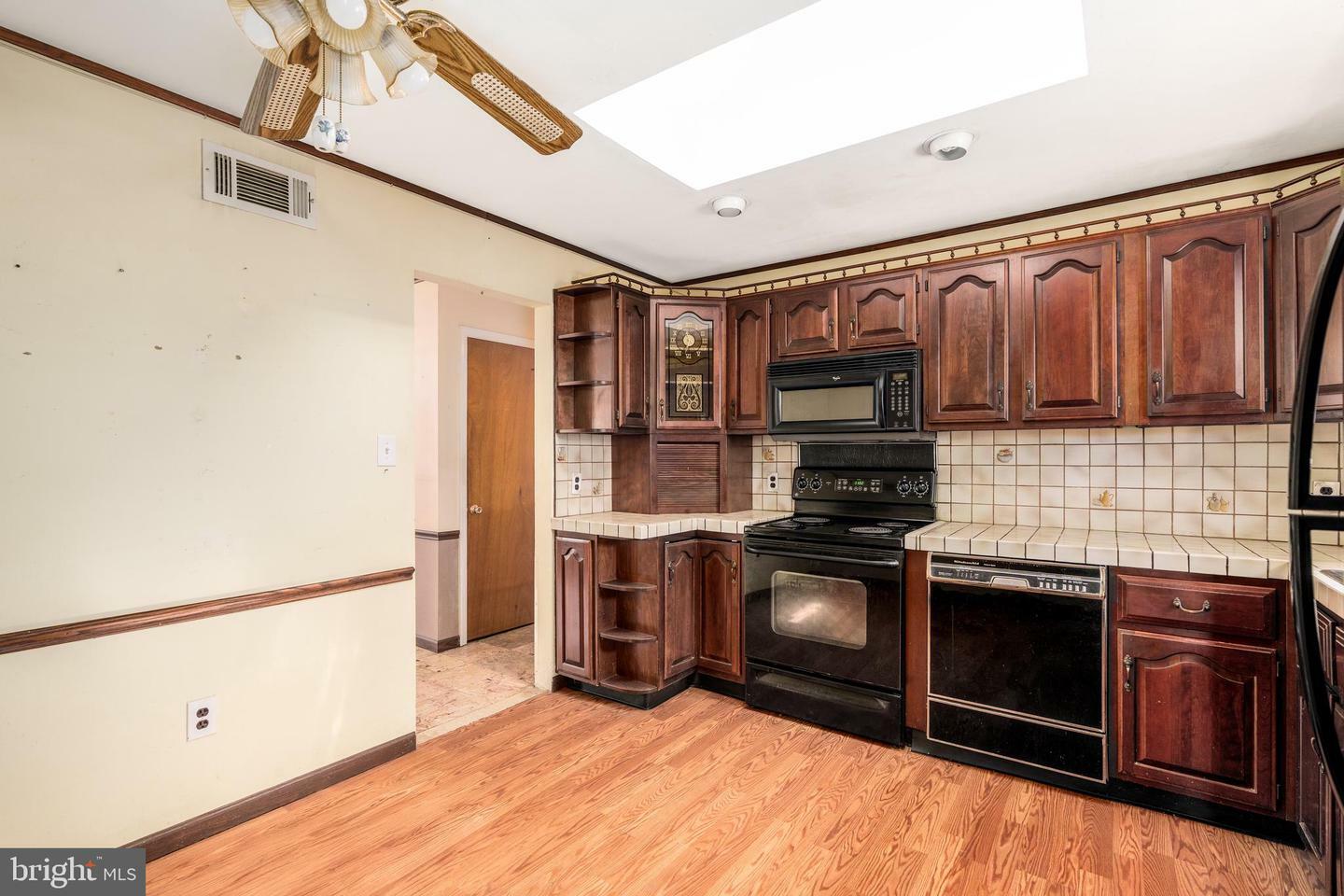 Property Photo: 112 Park Towne Drive MD 21921