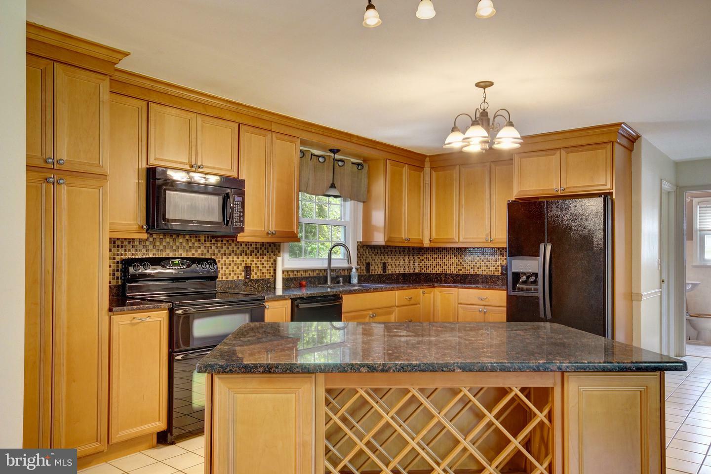 Property Photo: 707 Camelia Road MD 21804