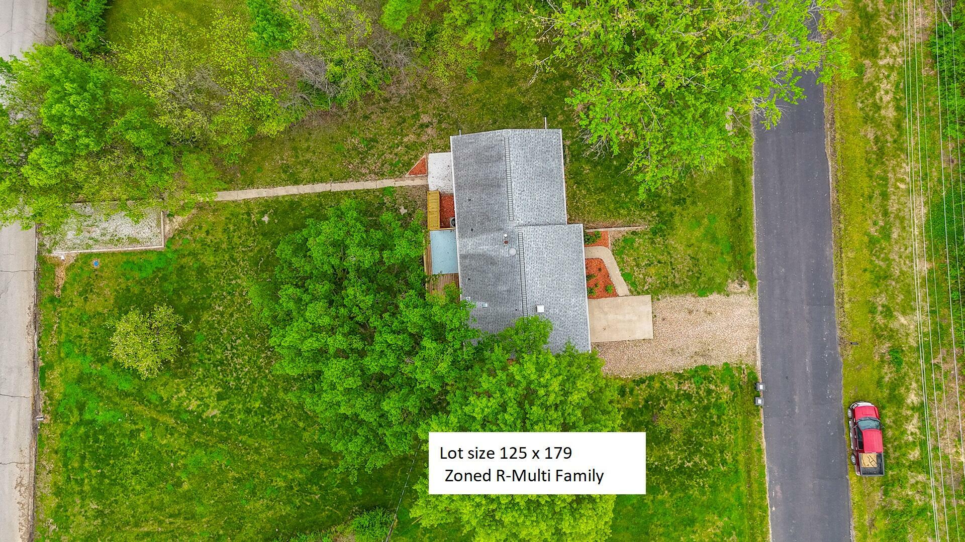 Property Photo: 3205 Pioneer Dr MO 65202