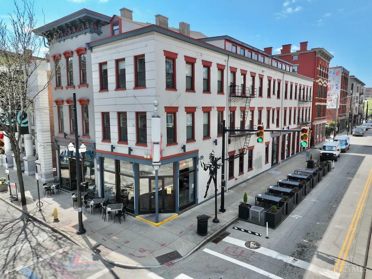 Property Photo: 5 W Twelfth Street OH 45202