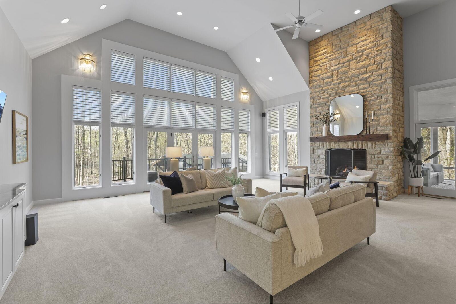 Property Photo:  660 Woods Hollow Lane  OH 43065 