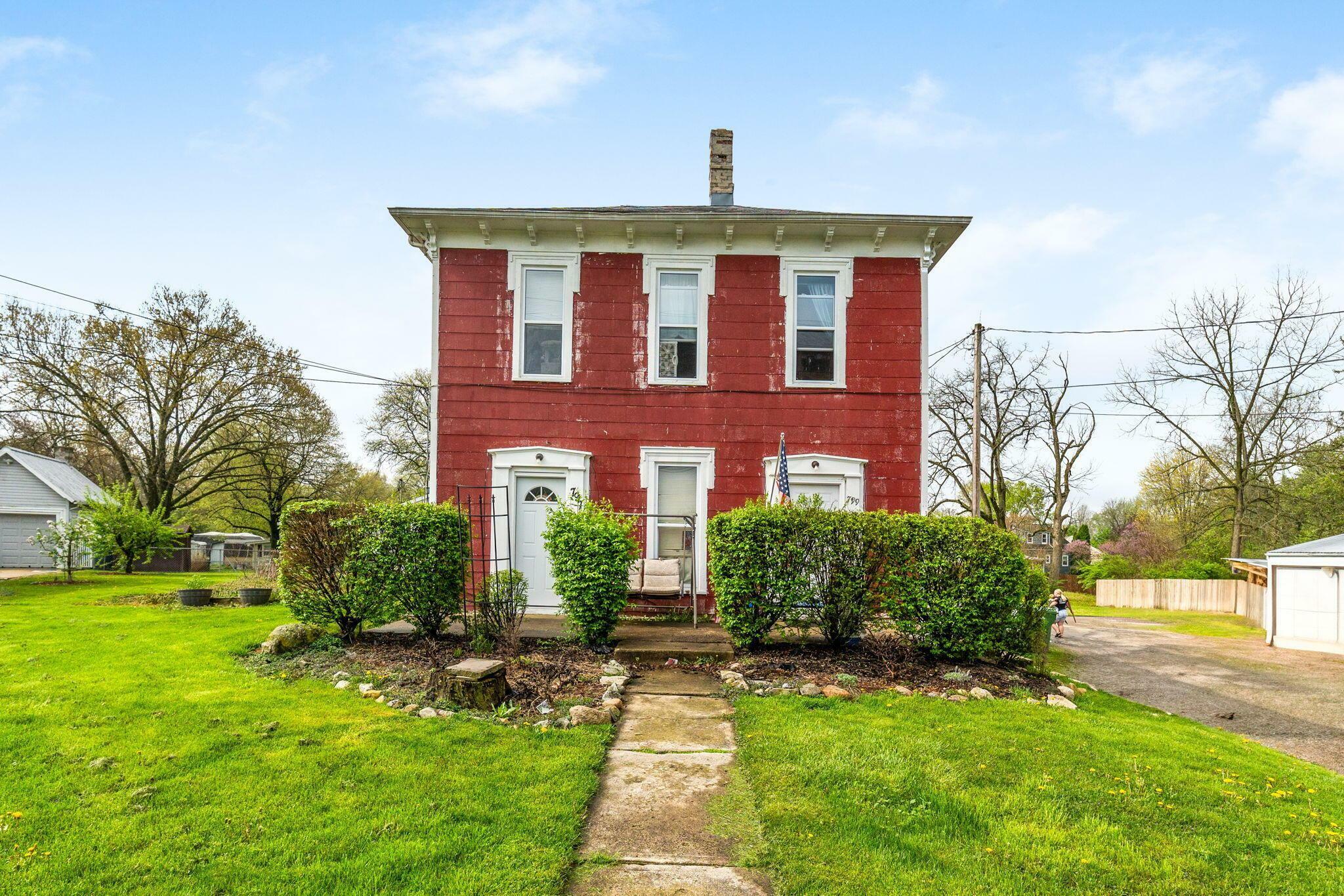 Property Photo: 797-799 W 5th Street OH 43040