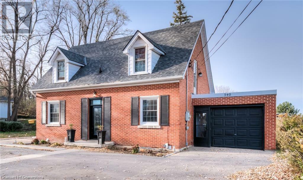 Property Photo:  540 Bridgeport Road East  ON N2K 1N7 