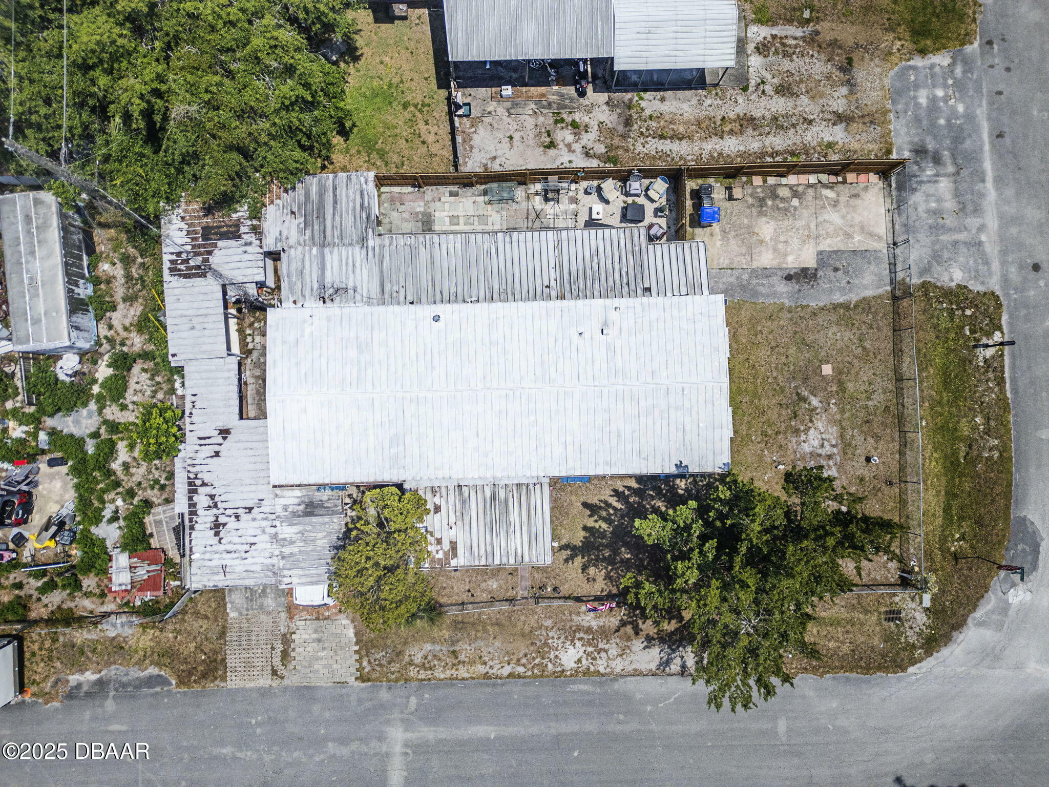 Property Photo: 1138 Avenue H FL 32174