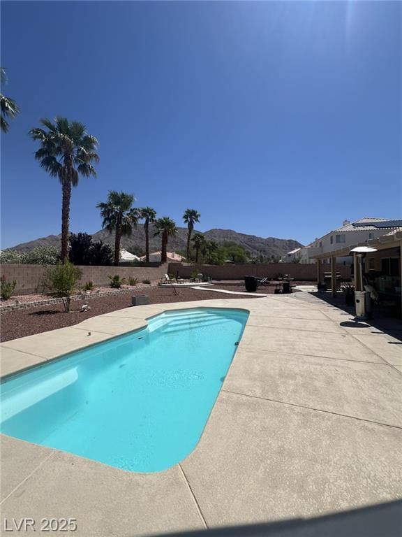 Property Photo: 6596 Secluded Avenue NV 89110
