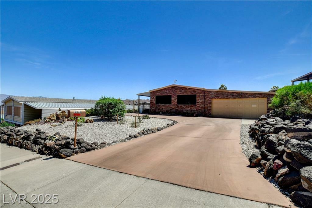 Property Photo: 653 Mount Bona Way NV 89005